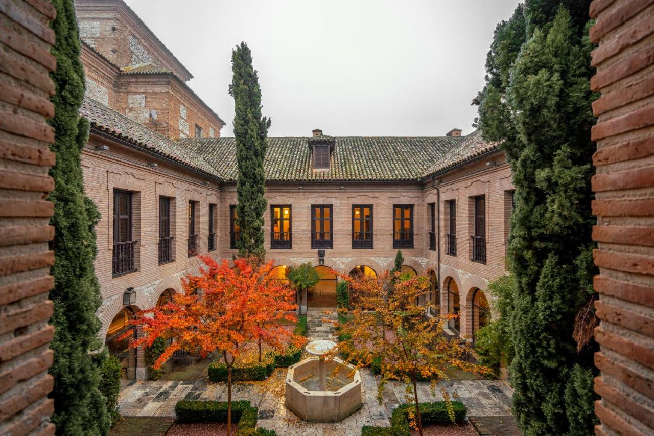 Parador De Chinchon Bagian luar foto